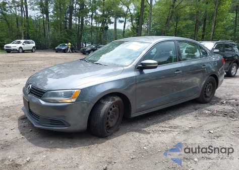 2014 Volkswagen Jetta 1.8T Se z USA, uszkodzony, nr VIN 3VWD07AJ0EM236487